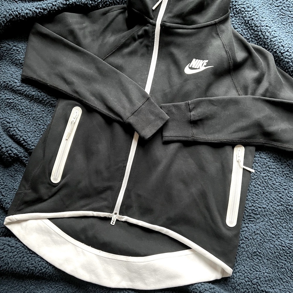 Nike Fleece Tech Cape Hoodie